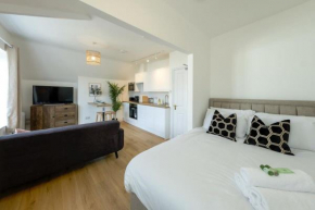 Grange Road Studio 6